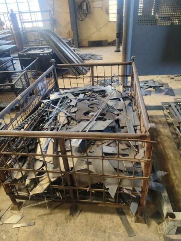 Scrap India Mart team handling site scrap — Bangalore